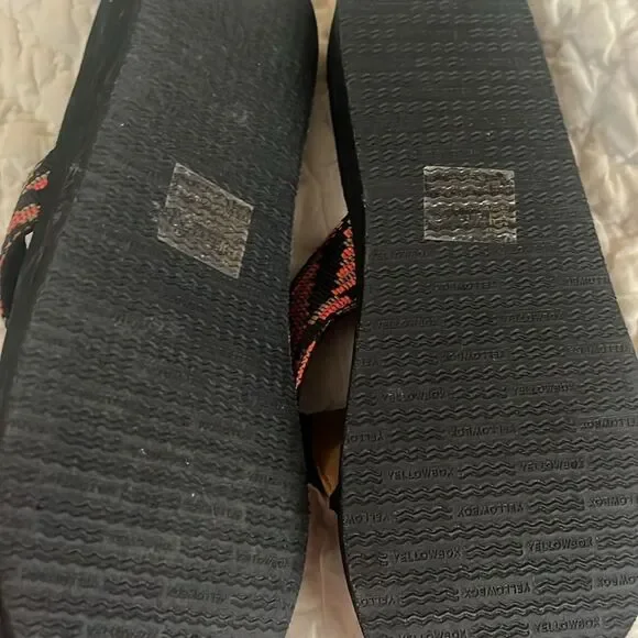 Yellow Box Black and orange Sandals - Picture 4 of 4